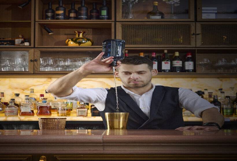 هتل Damier Kortrijk