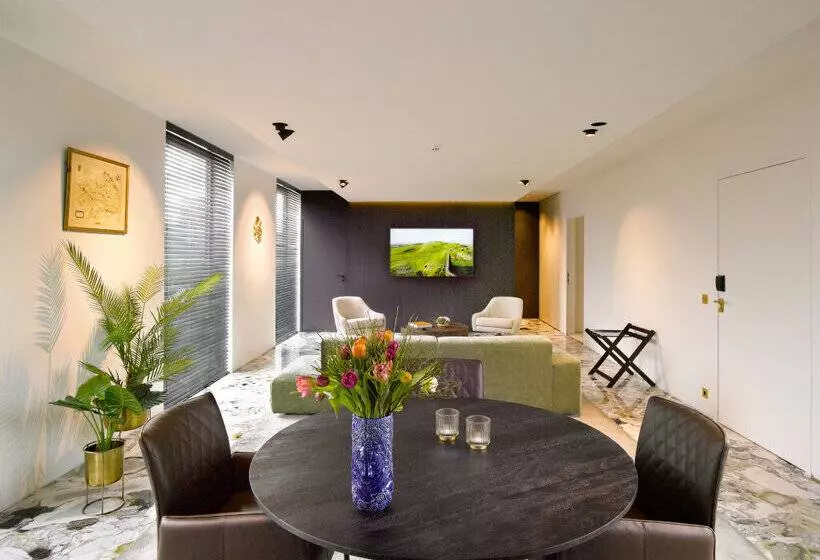 Hotelli Damier Kortrijk