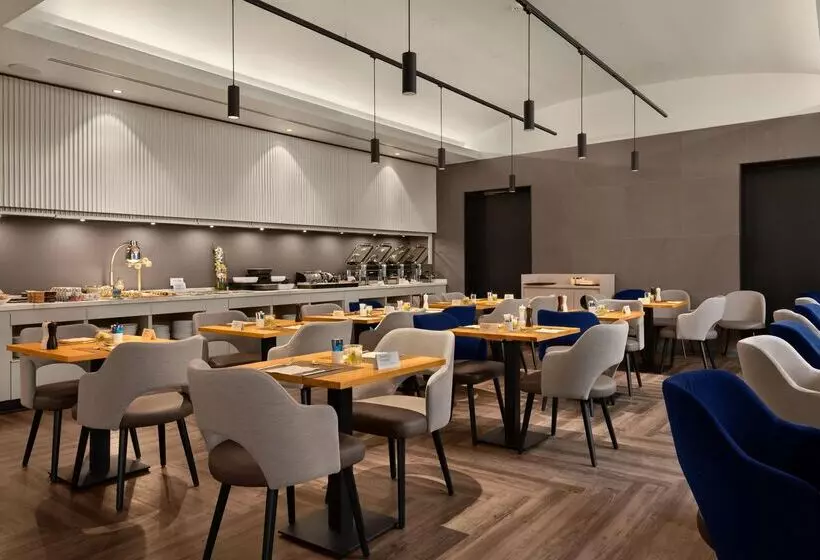 هتل NH Brussels Eu Berlaymont