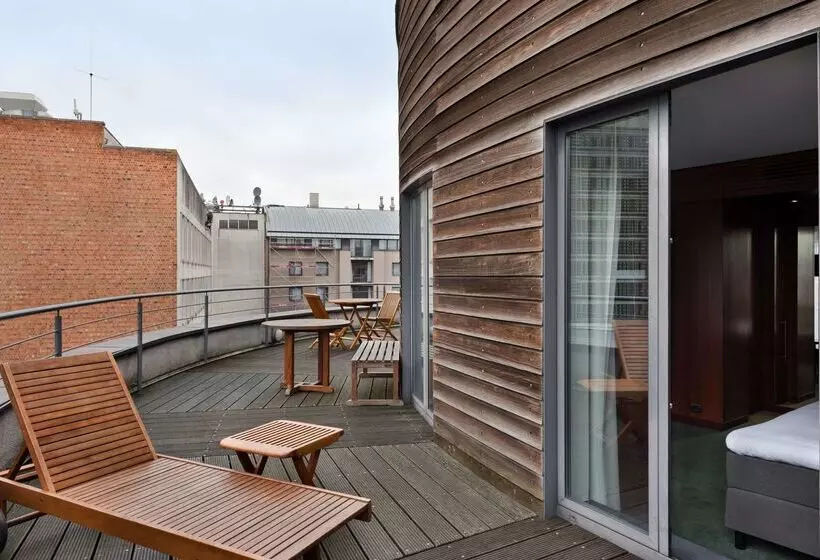 هتل NH Brussels Eu Berlaymont