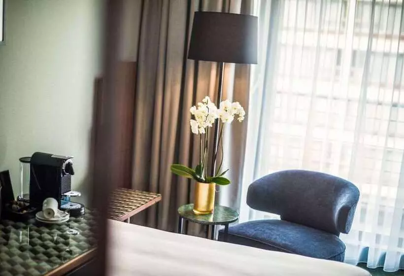 هتل NH Brussels Eu Berlaymont