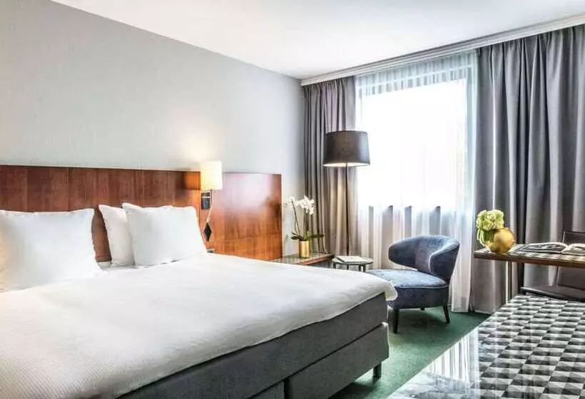 هتل NH Brussels Eu Berlaymont