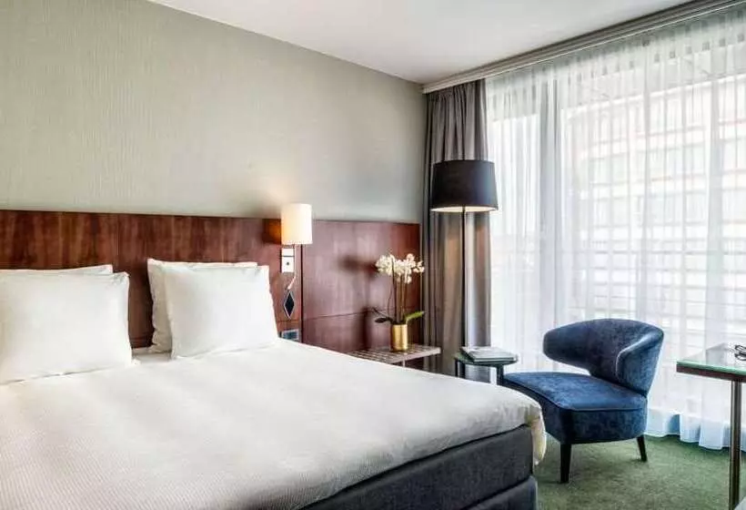 هتل NH Brussels Eu Berlaymont