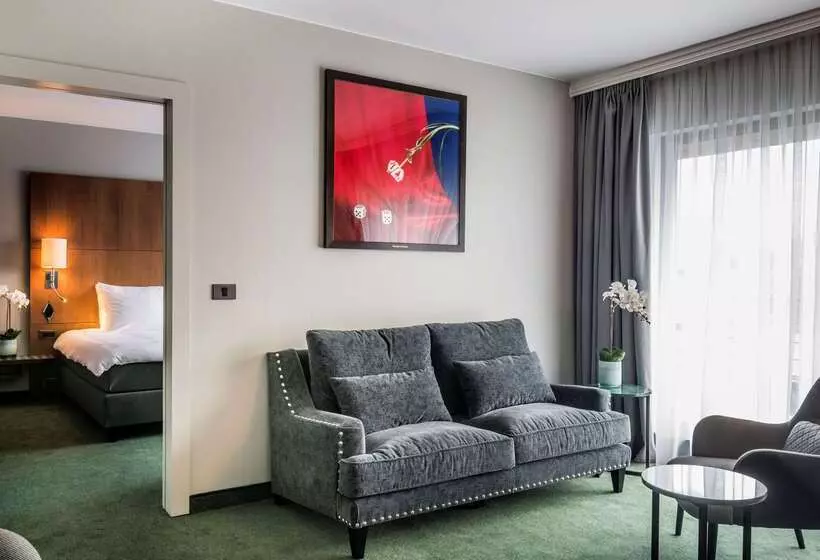 هتل NH Brussels Eu Berlaymont