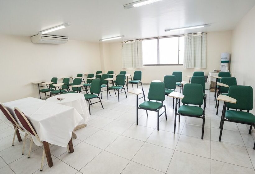 酒店 Golden Park Salvador