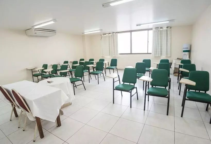 酒店 Golden Park Salvador