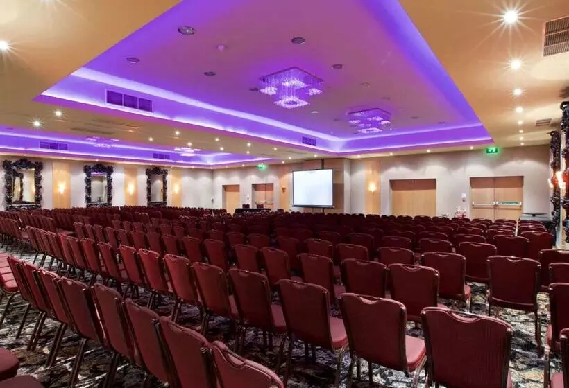 Manchester Airport Stanley Hotel, Bw Signature Collection