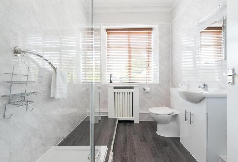 בית מלון כפרי Northfield