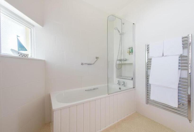 בית מלון כפרי Northfield