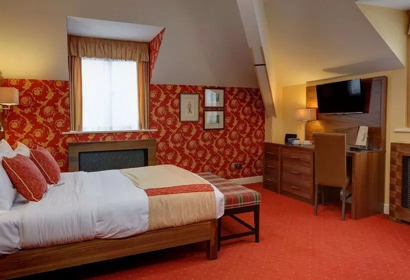 فندق Rogerthorpe Manor