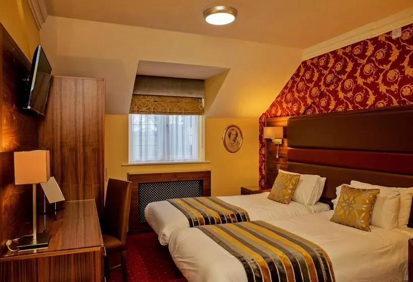 فندق Rogerthorpe Manor