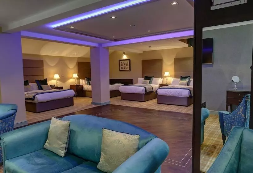 فندق Rogerthorpe Manor