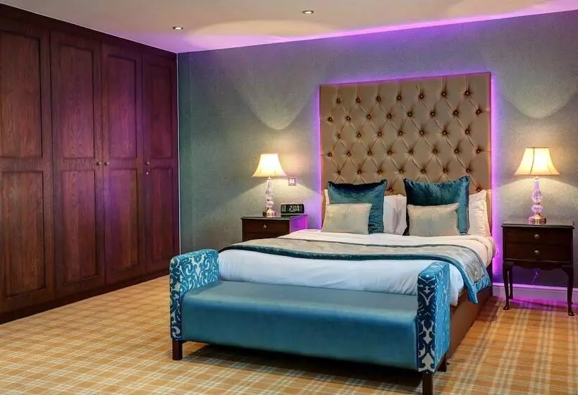 فندق Rogerthorpe Manor