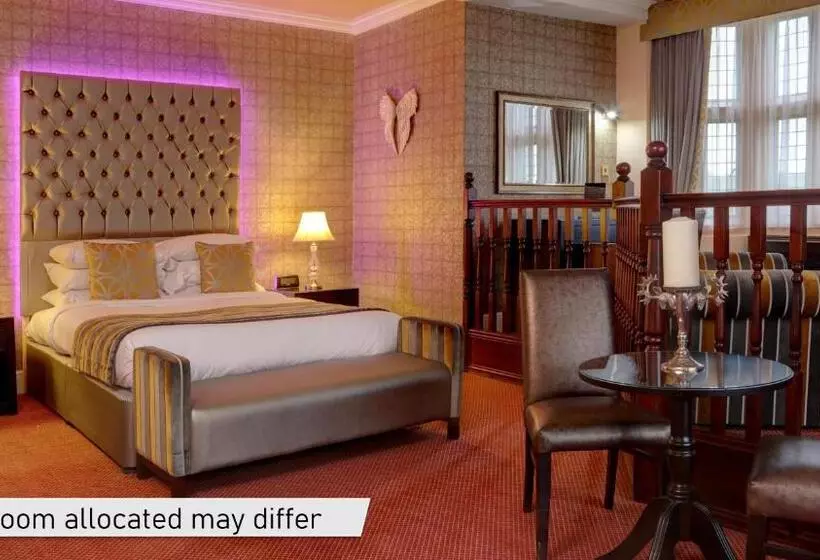 فندق Rogerthorpe Manor