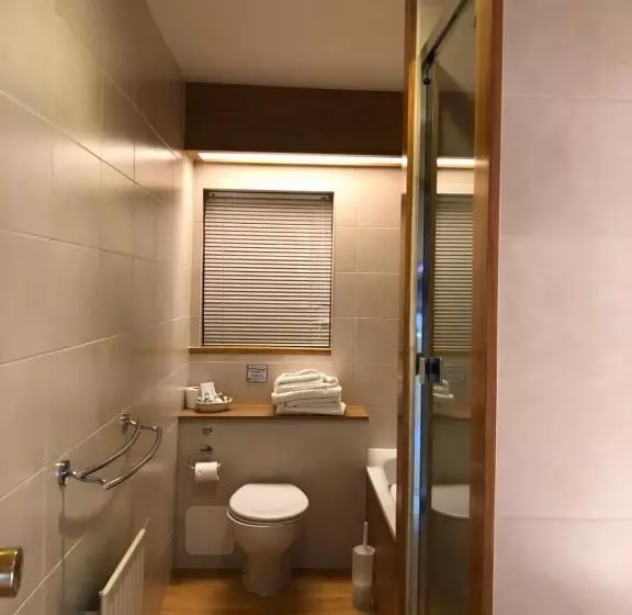 호텔 Salterns Harbourside