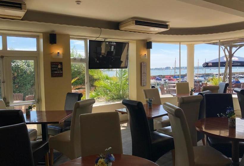 Hotel Salterns Harbourside