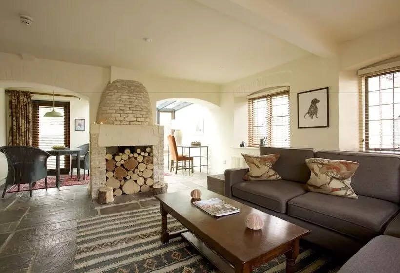 Hotel The Hare & Hounds