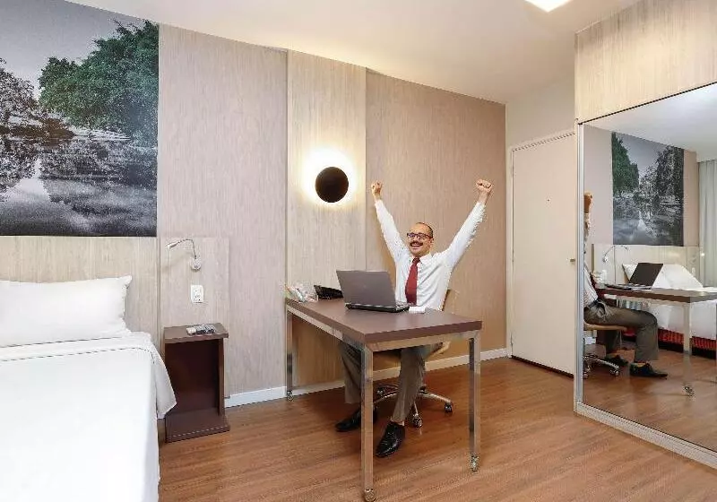 Mercure Sao Paulo Alamedas