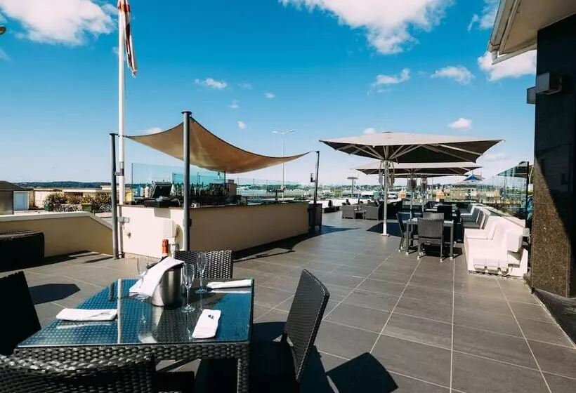 Grand Jersey Hotel And Spa