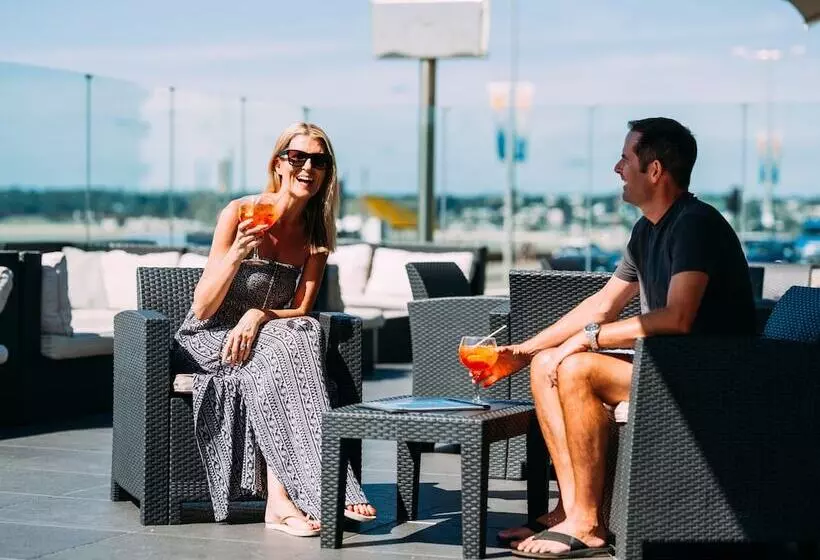 Grand Jersey Hotel And Spa