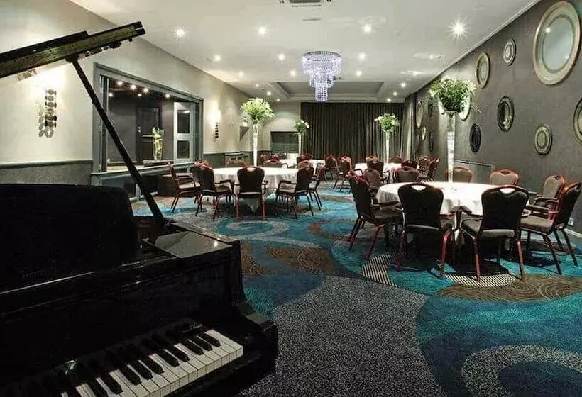 Grand Jersey Hotel And Spa