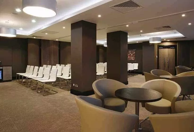 Grand Jersey Hotel And Spa