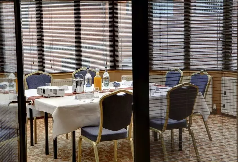 호텔 Best Western Frodsham Forest Hills