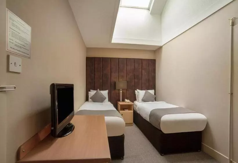 Отель Brentwood Aberdeen City Centre