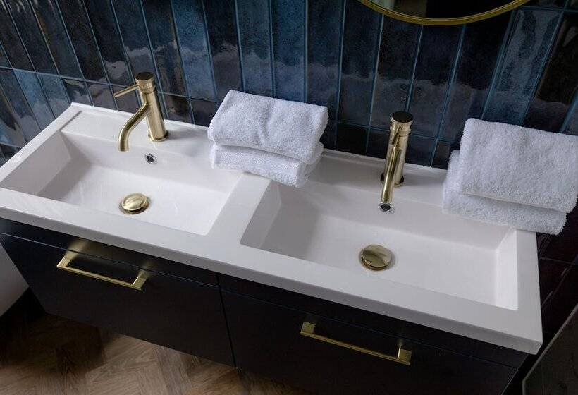 فندق Brisbane House