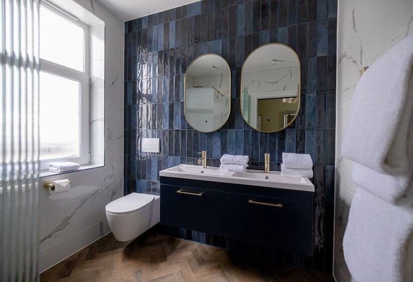 فندق Brisbane House