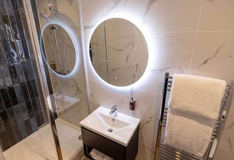 فندق Brisbane House