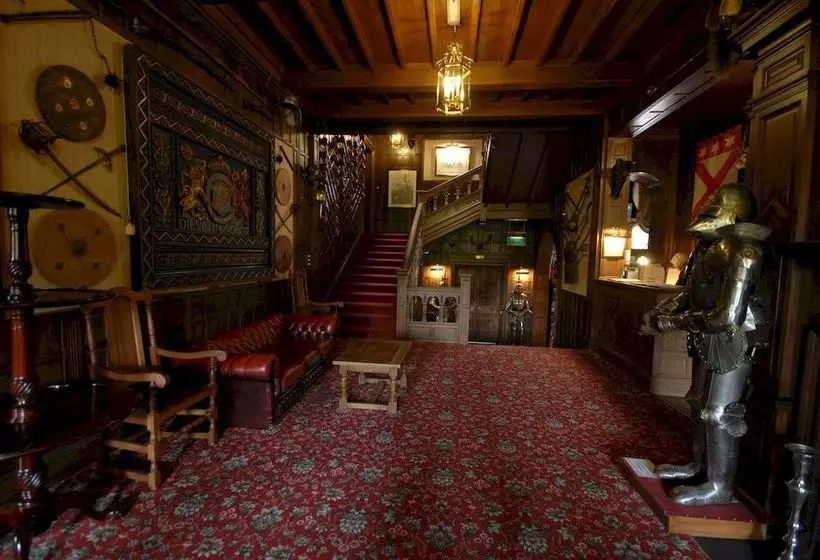 호텔 Comlongon Castle