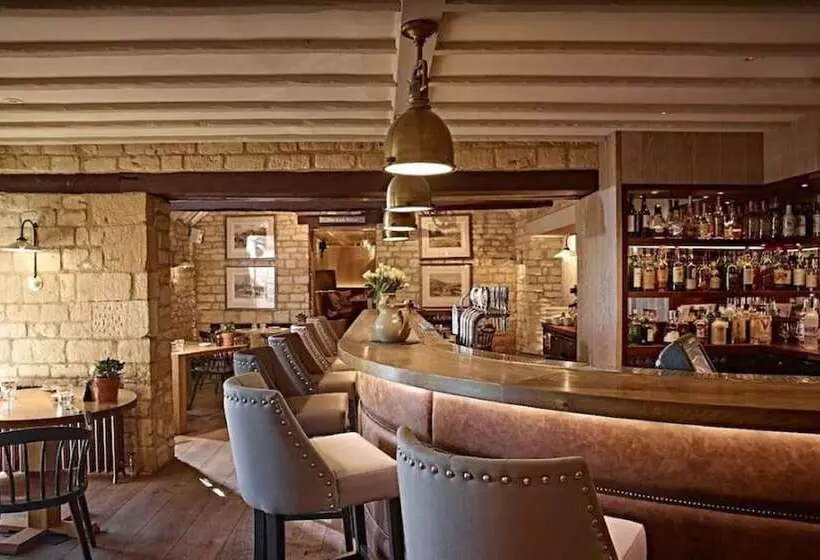 בית מלון כפרי Dormy House