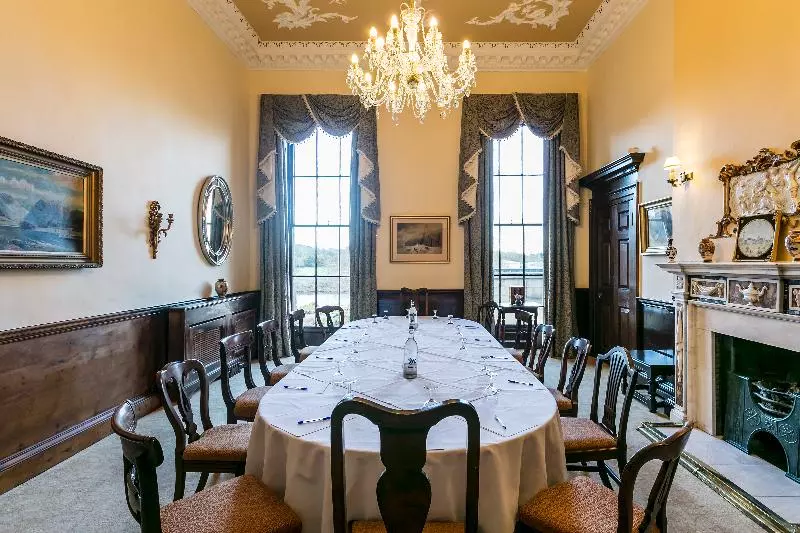 ホテル Ednam House