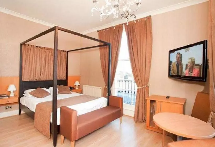 ホテル Grand St Leger