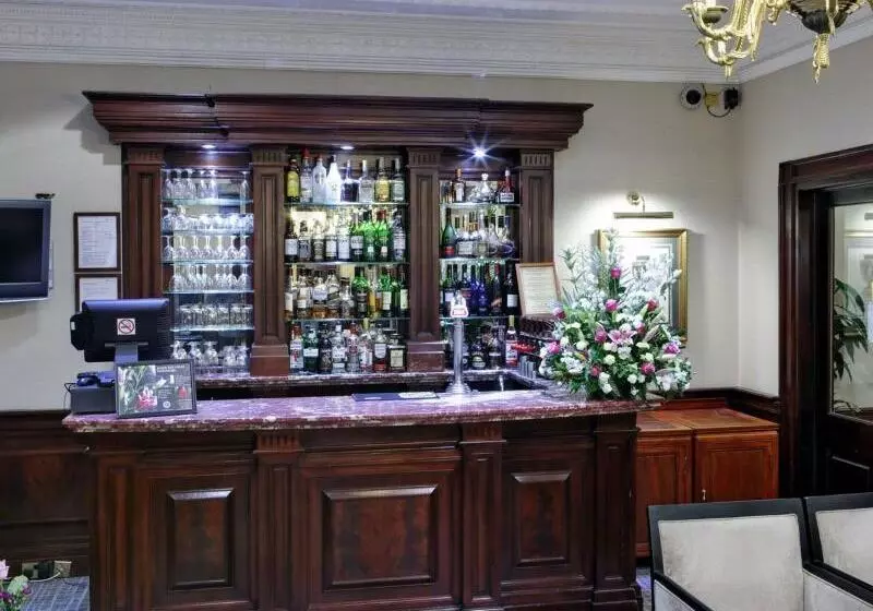 ホテル Grange White Hall