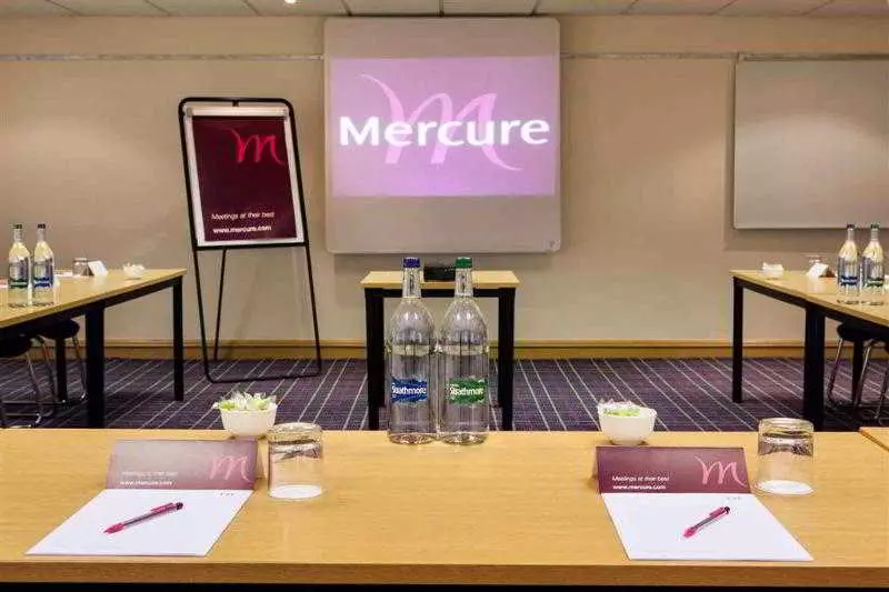 בית מלון כפרי Mercure Hull Grange Park