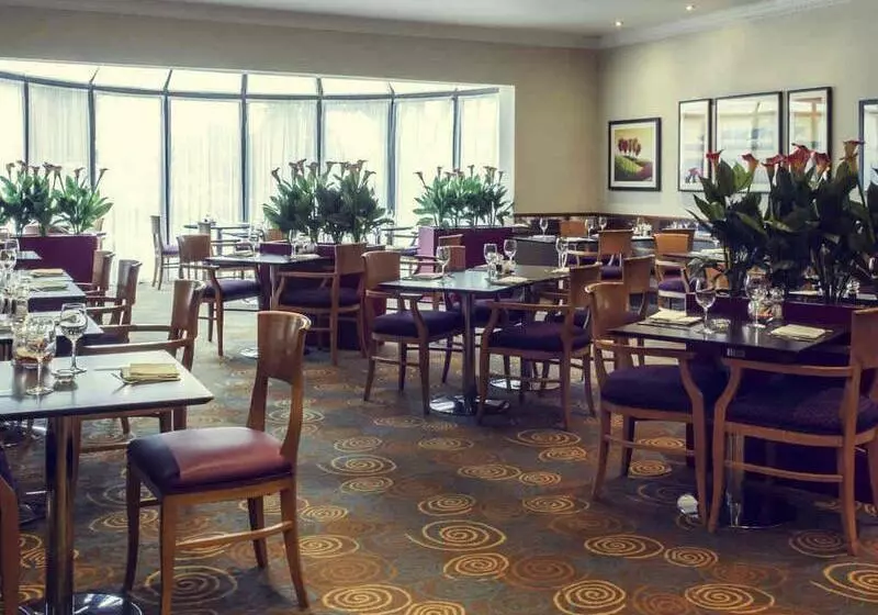 בית מלון כפרי Mercure Hull Grange Park