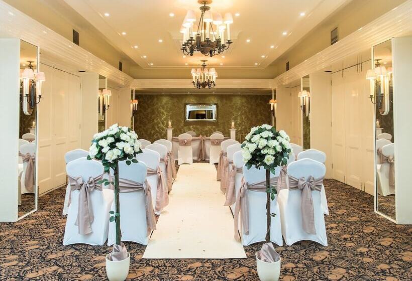 The Bull Hotel; Sure Hotel Collection By Best Western