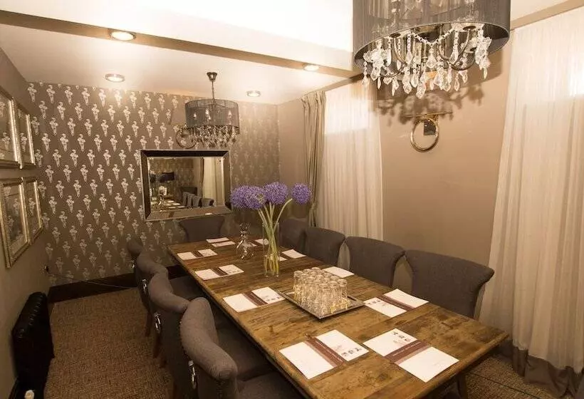 호텔 The Celtic Royal