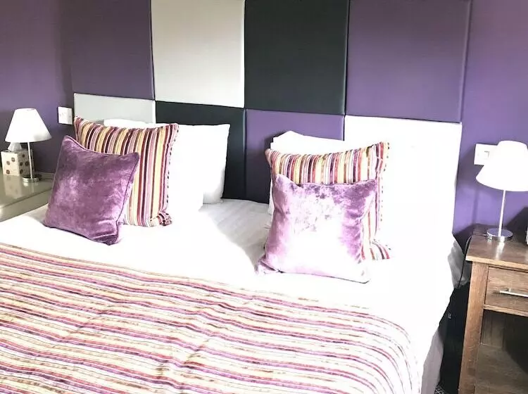 호텔 The Deddington Arms