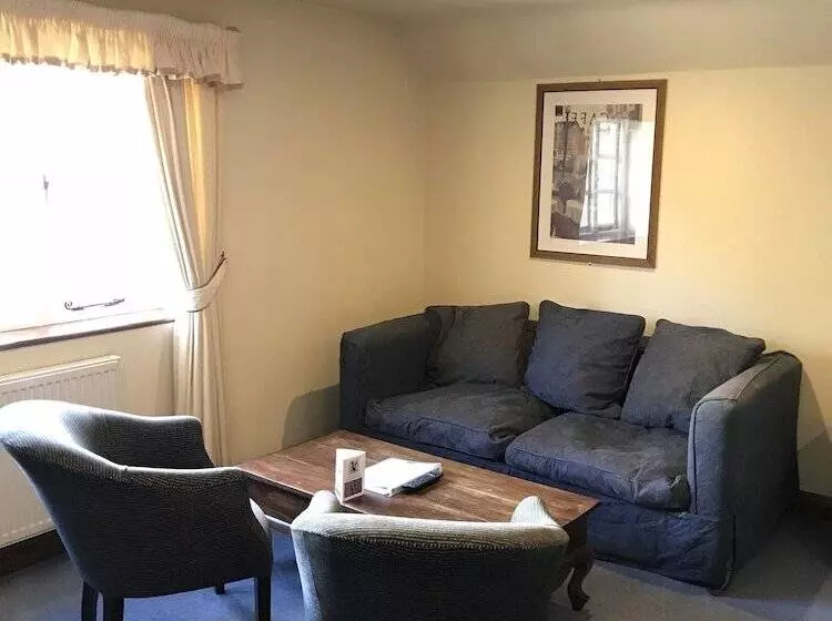 호텔 The Deddington Arms