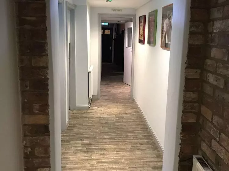 호텔 The Deddington Arms