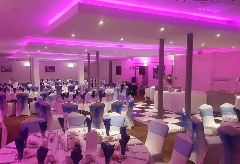 فندق The Empress