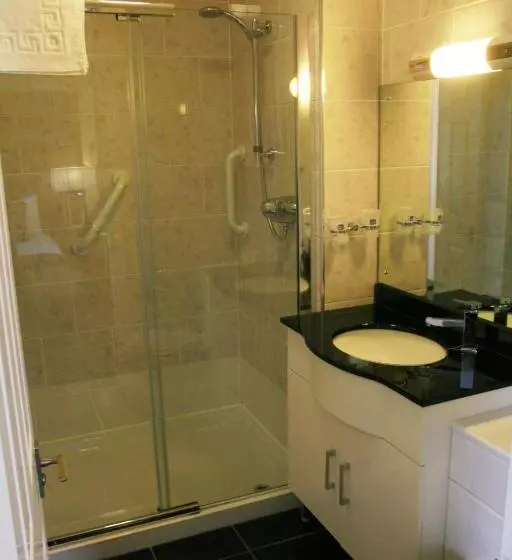 ホテル The Imperial