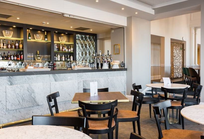 The Perle Oban Hotel & Spa