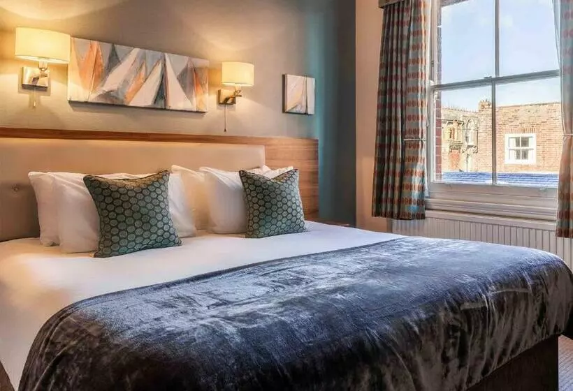 בית מלון כפרי The White Lion