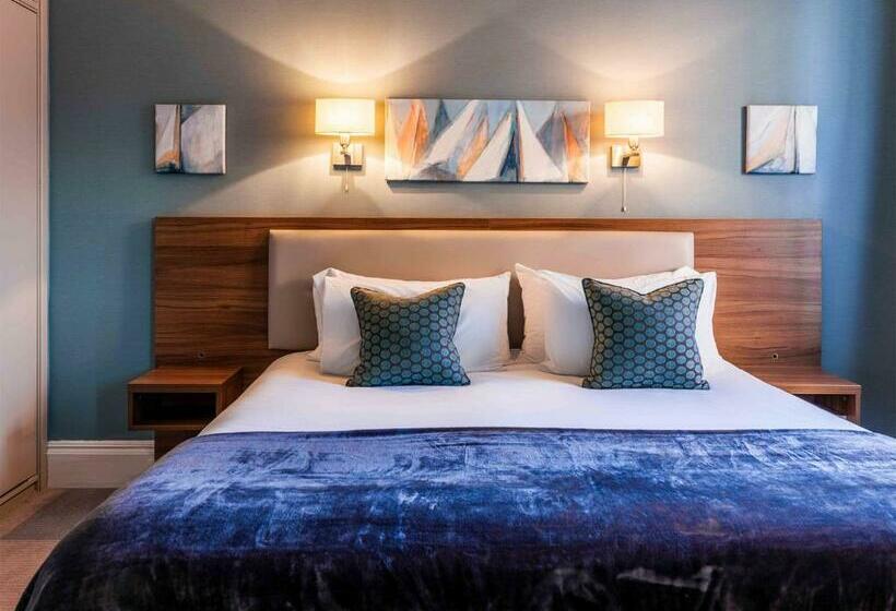 Hotel The White Lion