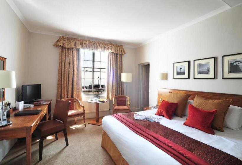 Hotel The White Lion