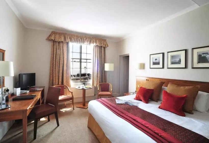 בית מלון כפרי The White Lion